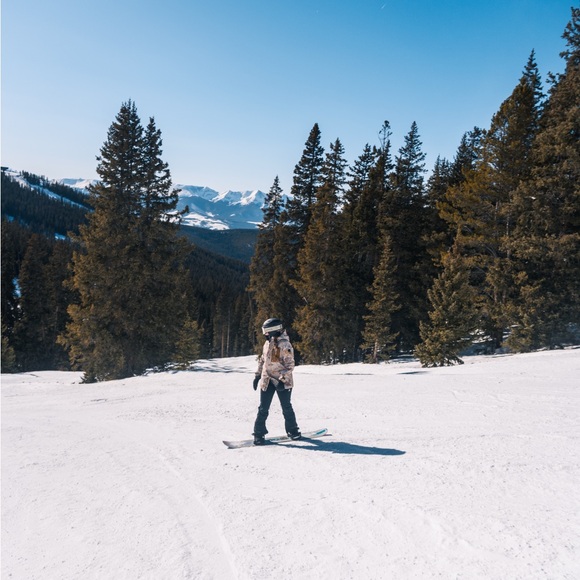 Meet your Posher, Talia - Picture 1 of 1